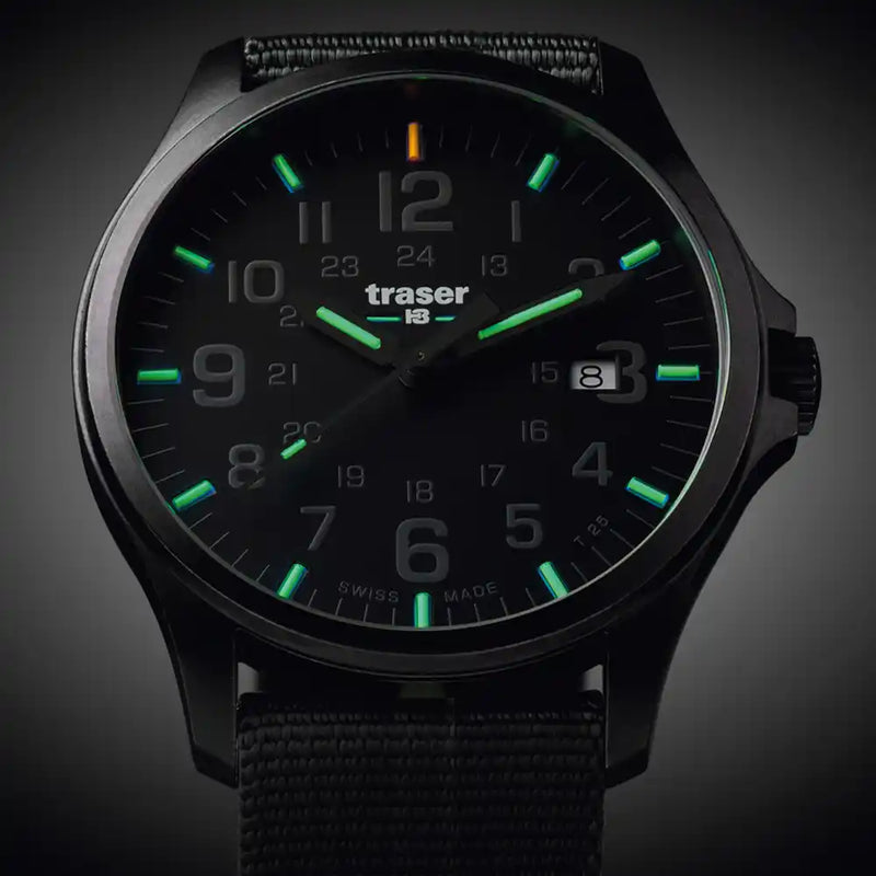 TRASER - Armbanduhr P67 Officer Pro GunMetal Schwarz