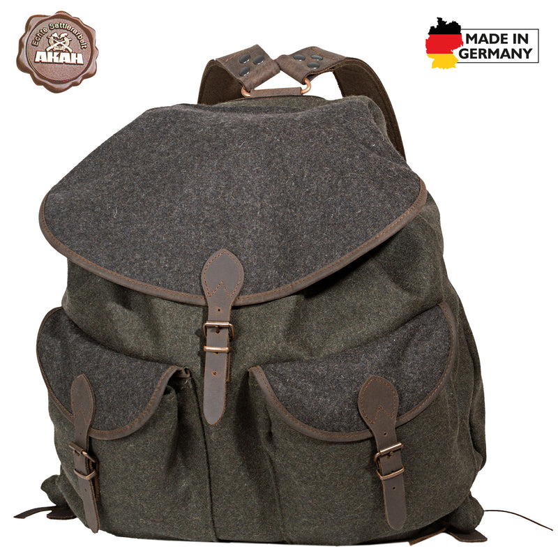 AKAH - Loden-Rucksack grün/grau 20L